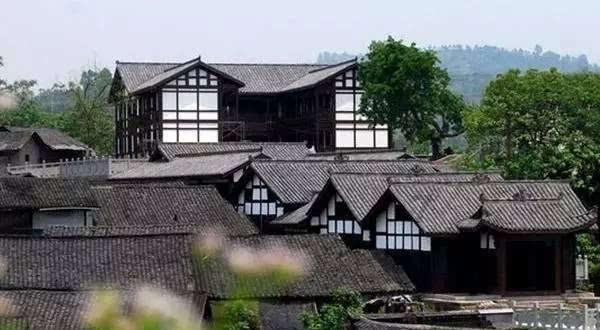 平安产险范县支公司开展“增强反洗钱意识 防范洗钱风险”反洗钱宣传活动